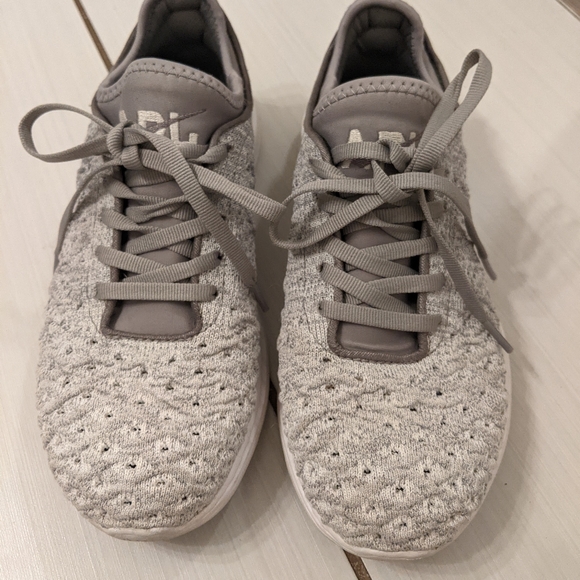 APL Techloom Phantom white gray sneakers size 6.5 - Picture 2 of 9